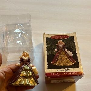 Hallmark keepsake ornament, holiday Barbie collector series 1996 Victorian